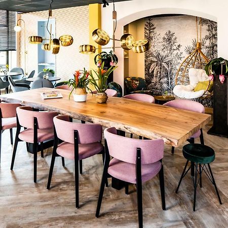 Boutique Hotel Charley'S Westkapelle Esterno foto