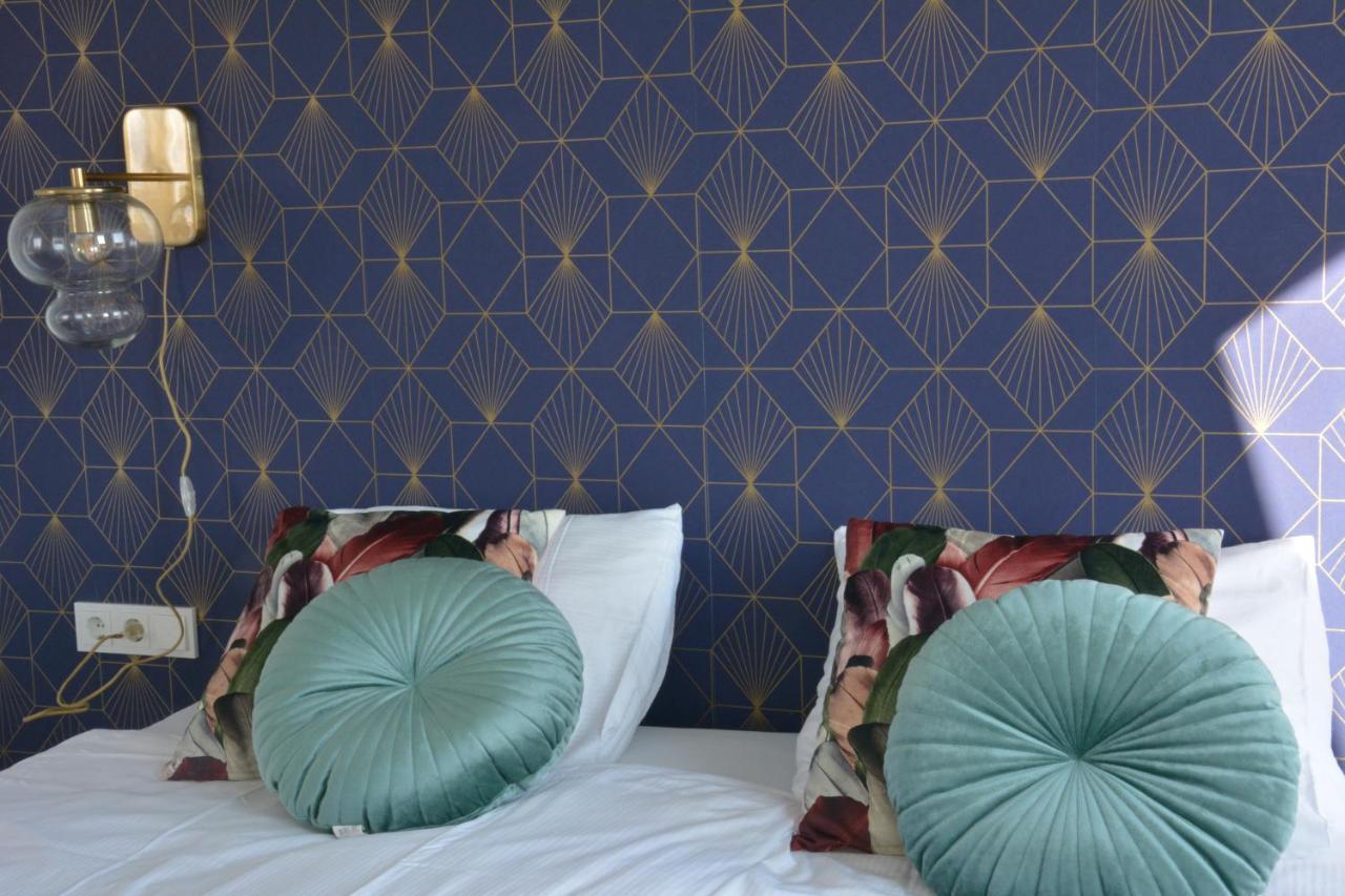 Boutique Hotel Charley'S Westkapelle Esterno foto