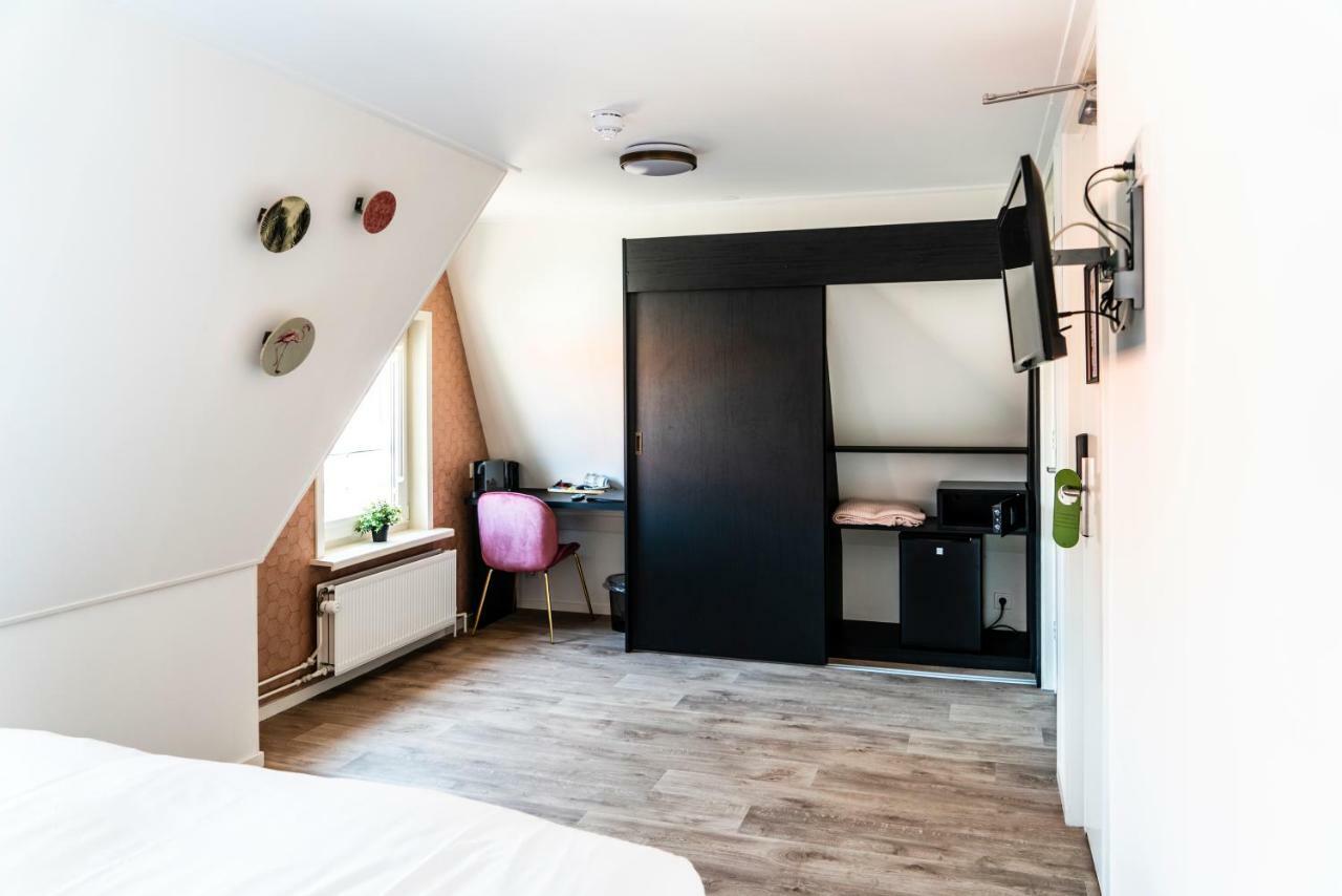 Boutique Hotel Charley'S Westkapelle Esterno foto